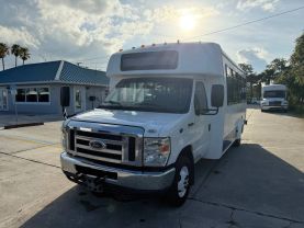 2017 FORD E450 SUPER DUTY CUTAWAY CUTAWAY V10, 6.8 LITER CUTAWAY VAN 2D