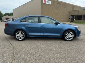2017 VOLKSWAGEN JETTA SEDAN 4-CYL, TURBO, 1.8 LITER 1.8T SEL SEDAN 4D