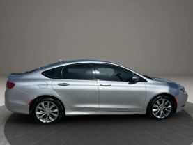 2016 CHRYSLER 200 SEDAN 4-CYL, MULTIAIR, FF, 2.4L 200S SEDAN 4D
