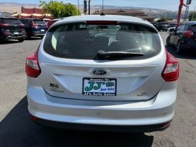 2014 FORD FOCUS HATCHBACK 4-CYL, FLEX FUEL, 2.0L SE HATCHBACK 4D