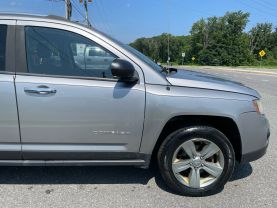2014 Jeep Compass - Image 20