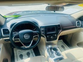 2019 JEEP GRAND CHEROKEE SUV V6, VVT, 3.6 LITER LAREDO E SPORT UTILITY 4D