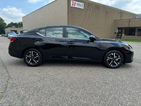 2024 NISSAN SENTRA SEDAN 4-CYL, 2.0 LITER SV SEDAN 4D