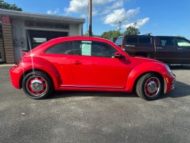 Used 2018 VOLKSWAGEN BEETLE HATCHBACK 4-CYL, TURBO, 2.0 LITER 2.0T COAST HATCHBACK 2D - LA Auto Star located in Virginia Beach, VA