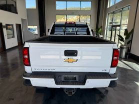 2017 CHEVROLET SILVERADO 2500 HD CREW CAB PICKUP V8, TURBO DIESEL, 6.6 LITER LTZ PICKUP 4D 6 1/2 FT