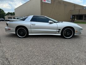 2002 PONTIAC FIREBIRD COUPE V8, 5.7 LITER FORMULA COUPE 2D