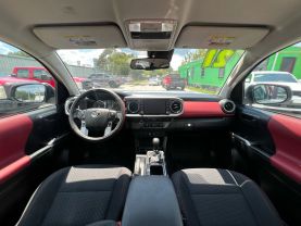 2021 TOYOTA TACOMA DOUBLE CAB PICKUP V6, 3.5 LITER SR5 PICKUP 4D 5 FT