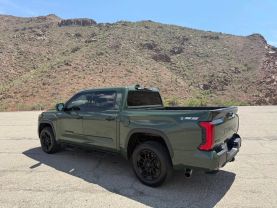2023 TOYOTA TUNDRA CREWMAX PICKUP V6, I-FORCE, TWIN TURBO, 3.4 LITER SR5 PICKUP 4D 5 1/2 FT