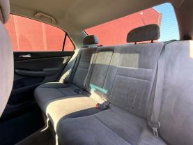 2005 Honda Accord - Image 12