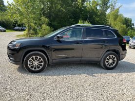 2020 JEEP CHEROKEE SUV 4-CYL, ZERO EVAP, 2.4 LITER LATITUDE PLUS SPORT UTILITY 4D at T&T Repairables - used car dealership in Spencer, Indiana.