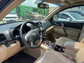2013 TOYOTA HIGHLANDER SUV V6, 3.5 LITER LIMITED SPORT UTILITY 4D