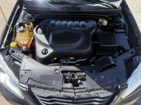 2014 CHRYSLER 200 SEDAN V6, FLEX FUEL, 3.6 LITER TOURING SEDAN 4D