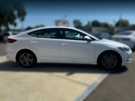 2017 HYUNDAI ELANTRA SEDAN 4-CYL, 2.0 LITER SE SEDAN 4D