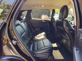 2022 FORD ESCAPE SUV 4-CYL, HYBRID, 2.5 LITER SEL HYBRID SPORT UTILITY 4D