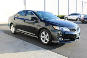 2014 TOYOTA CAMRY SE SEDAN 4D