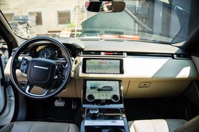2019 LAND ROVER RANGE ROVER VELAR SUV V6, SUPERCHARGED, 3.0 LITER R-DYNAMIC SE SPORT UTILITY 4D