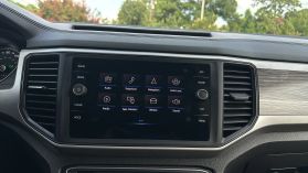 2021 Volkswagen Atlas Cross Sport - Image 41