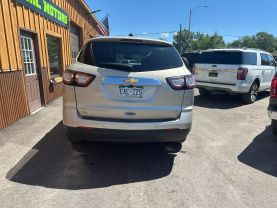2017 CHEVROLET TRAVERSE SUV V6, 3.6 LITER LT SPORT UTILITY 4D