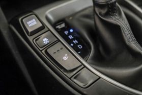2019 HYUNDAI VELOSTER COUPE 4-CYL, 2.0 LITER 2.0 PREMIUM COUPE 3D
