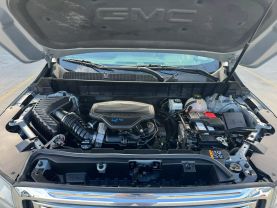 2018 GMC ACADIA SUV V6, 3.6 LITER SLE-2 SPORT UTILITY 4D at Motors On Wheels - used car dealership in Houston, Texas.