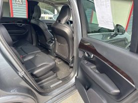 2019 VOLVO XC90 SUV 4-CYL, DRIVE-E, TURBO, SUPERCHARGED, 2.0 LITER T6 MOMENTUM SPORT UTILITY 4D