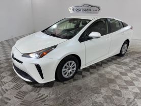 2019 TOYOTA PRIUS