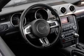 2019 Ford Mustang - Image 20