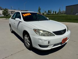 2005 TOYOTA CAMRY SEDAN 4-CYL, 2.4 LITER SE SEDAN 4D