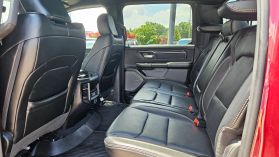 2025 Ram 1500 Crew Cab - Image 9
