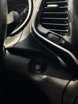 2019 Jeep Cherokee - Image 22