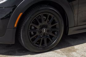 2017 MINI HARDTOP 2 DOOR HATCHBACK 3-CYL, TURBO, 1.5 LITER COOPER HATCHBACK 2D