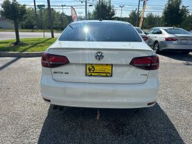 2017 VOLKSWAGEN JETTA