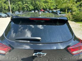 2021 CHEVROLET TRAILBLAZER SUV 3-CYL, ECOTEC, TURBO, 1.3 LITER RS SPORT UTILITY 4D at T&T Repairables - used car dealership in Spencer, Indiana.