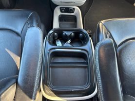 2020 CHRYSLER VOYAGER VAN V6, 3.6 LITER LXI MINIVAN 4D