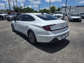 2021 HYUNDAI SONATA