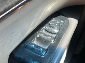 2016 LINCOLN MKX SUV V6, 3.7 LITER SELECT SPORT UTILITY 4D