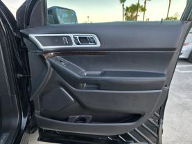 2014 Ford Explorer - Image 18