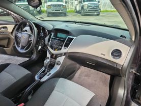 2011 CHEVROLET CRUZE