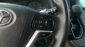 2017 Toyota Sienna - Image 31