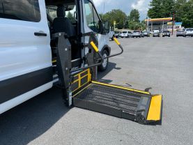 2017 FORD TRANSIT 350 HIGH ROOF 148'' WB 9 PASSENGER VAN WITH 800 LBS WHEELCHAIR LIFT PASSENGER VANS V6, 3.7 LITER XL W/HIGH ROOF W/SLIDING SIDE DOOR VAN 3D - Eddies Auto Sales
