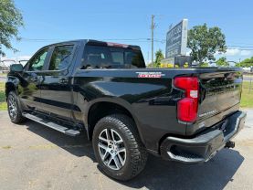 2019 Chevrolet Silverado 1500 Crew Cab Lt Trail Boss Pickup 4d 5 3/4 Ft - Image 4