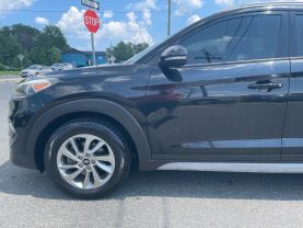 2017 Hyundai Tucson - Image 3