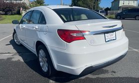 2013 CHRYSLER 200 SEDAN 4-CYL, PZEV, 2.4 LITER TOURING SEDAN 4D