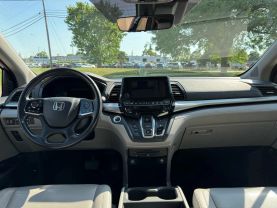2018 HONDA ODYSSEY VAN V6, I-VTEC, 3.5 LITER TOURING MINIVAN 4D