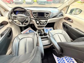 2021 CHRYSLER VOYAGER VAN V6, 3.6 LITER LXI MINIVAN 4D