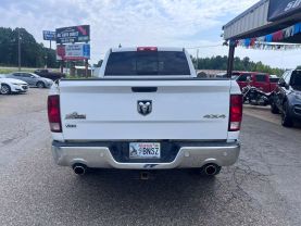 2019 RAM 1500 CLASSIC CREW CAB PICKUP V8, HEMI, 5.7 LITER BIG HORN PICKUP 4D 6 1/3 FT