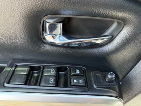 2018 Nissan Titan Xd Crew Cab Pro-4x Pickup 4d 6 1/2 Ft - Image 16