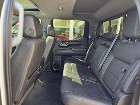 2023 Chevrolet Silverado 1500 Crew Cabrst Pickup 4d 5 3/4 Ft - Image 19