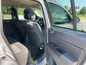 2014 Jeep Compass - Image 24