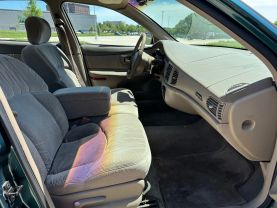 1998 BUICK CENTURY SEDAN V6, 3.1 LITER CUSTOM SEDAN 4D